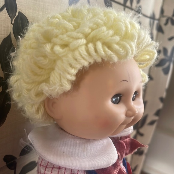 💙 Cabbage Patch Mini doll, from 1984 with hard plastic body. - Picture 10 of 11